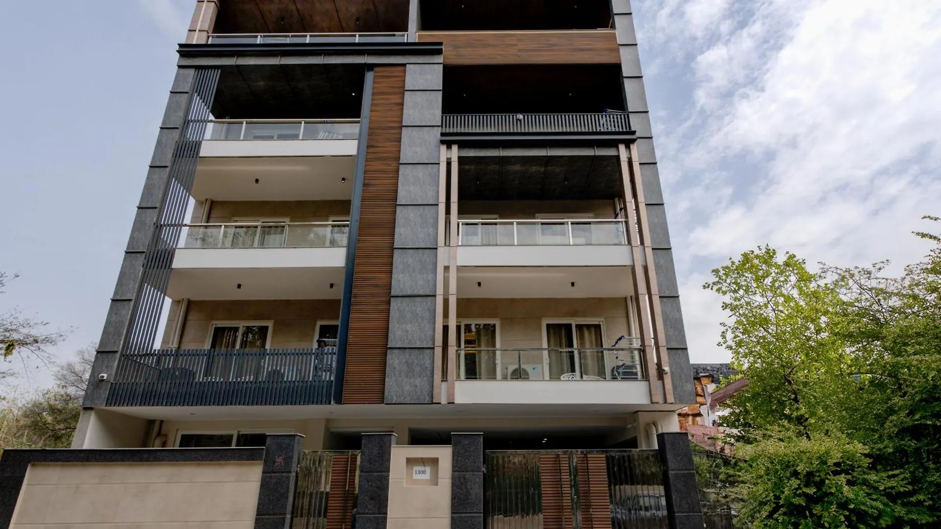 The Lodgers Luxury 1 Bhk Serviced Apartment Near Golf Course Road Gurugram グルガウン